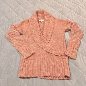Ann Taylor Loft sweater with unique cowl neck/v-neck detail. Coral 🪸 pink.